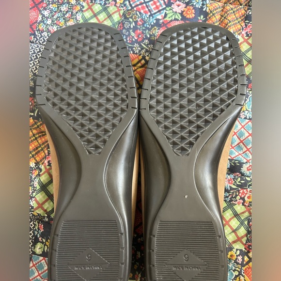 New size 9 Aerosoles Loafer Slip on leather shoes - Picture 3 of 5